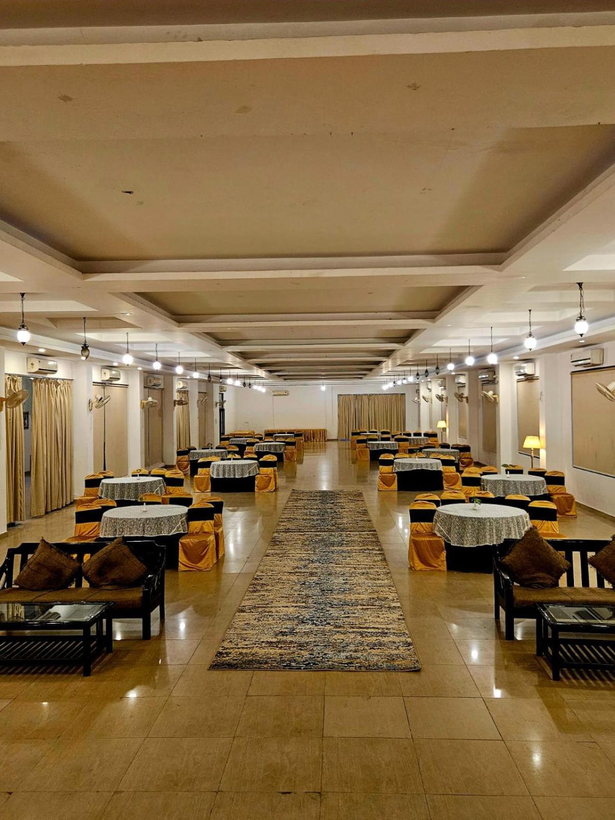 Corbett Tusker Trail Hotel Kashipur Kültér fotó
