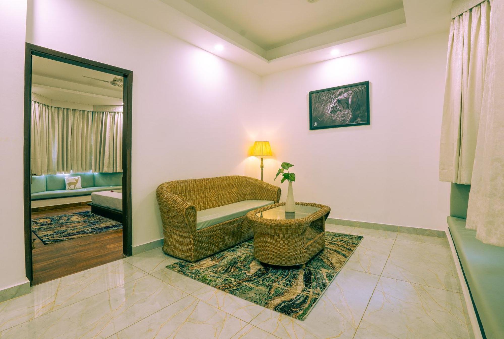 Corbett Tusker Trail Hotel Kashipur Kültér fotó