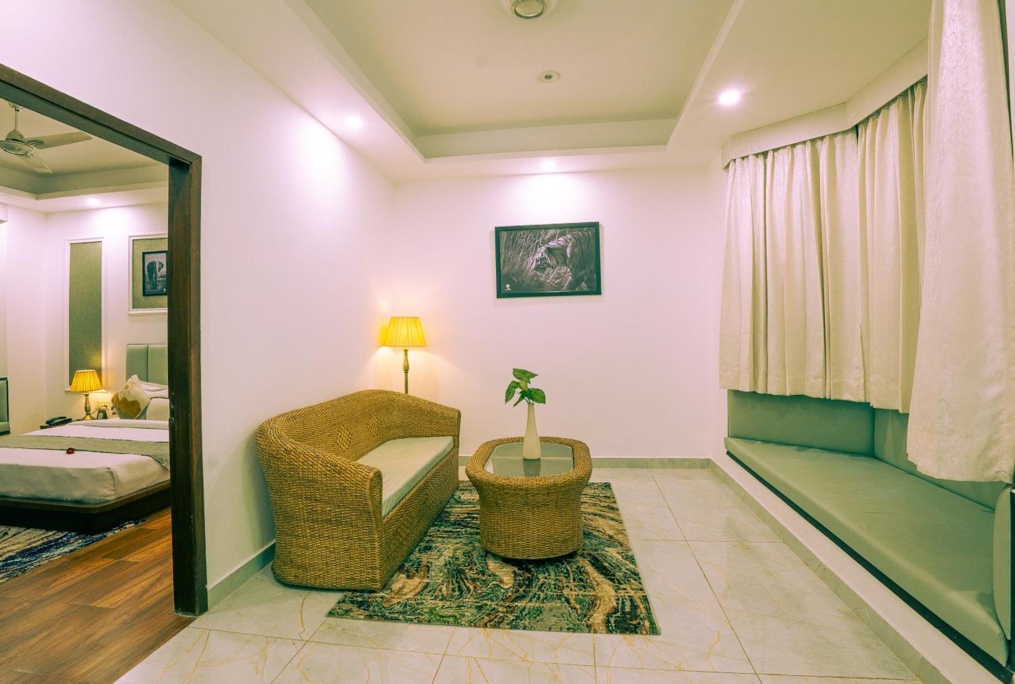Corbett Tusker Trail Hotel Kashipur Kültér fotó